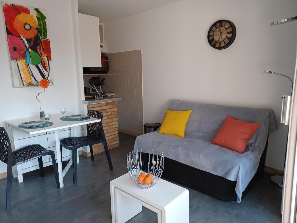 Appart Cosy En Bord De Mer - Port Santia Lucia St Raphael Saint-Raphael  Luaran gambar